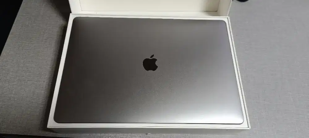 MacBook Pro 2019 i9