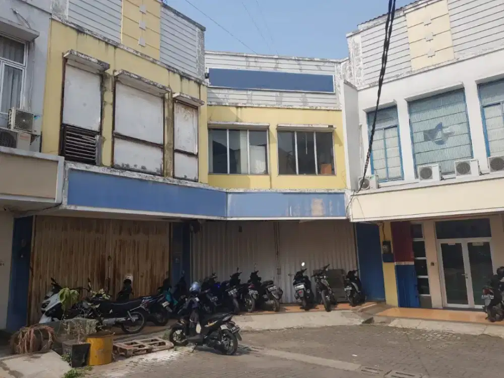 Dijual 2 Ruko Mjd 1 2lt Siap Pakai diperumahan Sakura Regency Bekasi