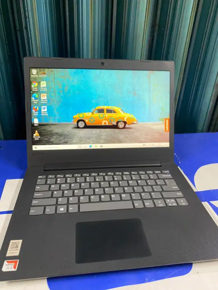Laptop lenovo iadepad 130
