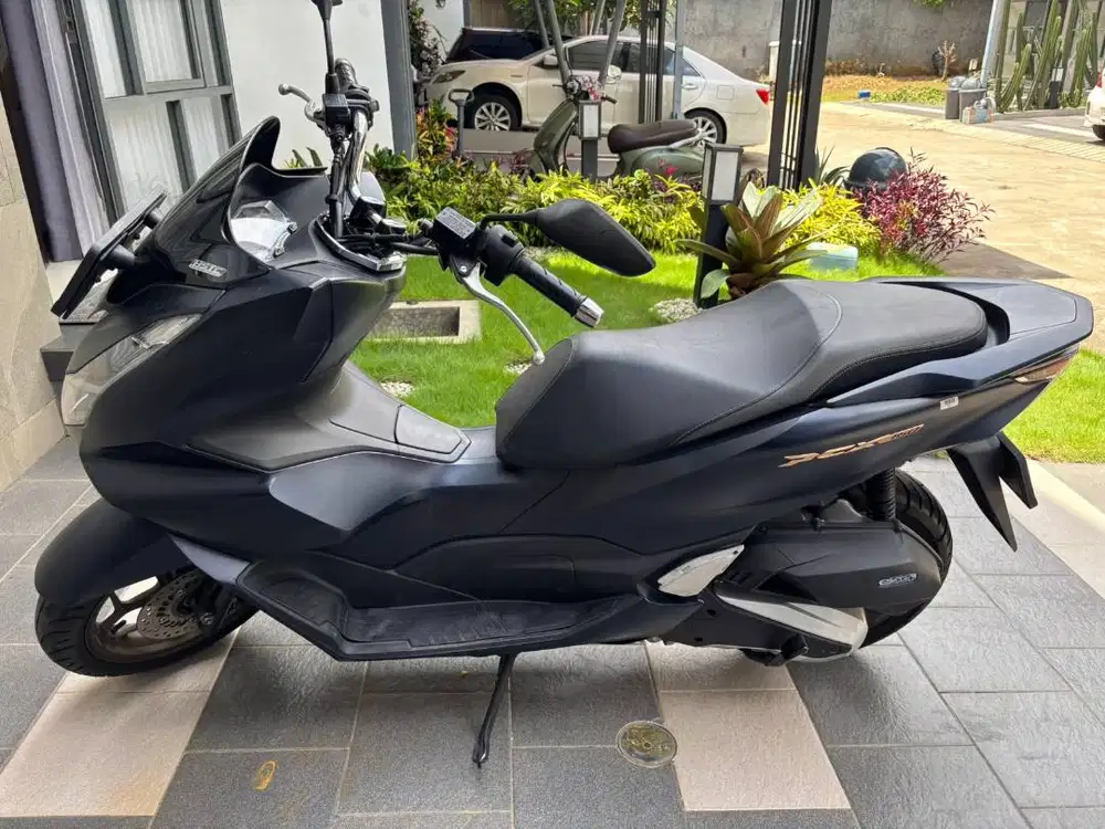 DIJUAL Honda PCX 2024 (Manual, ABS, Ke-1)
