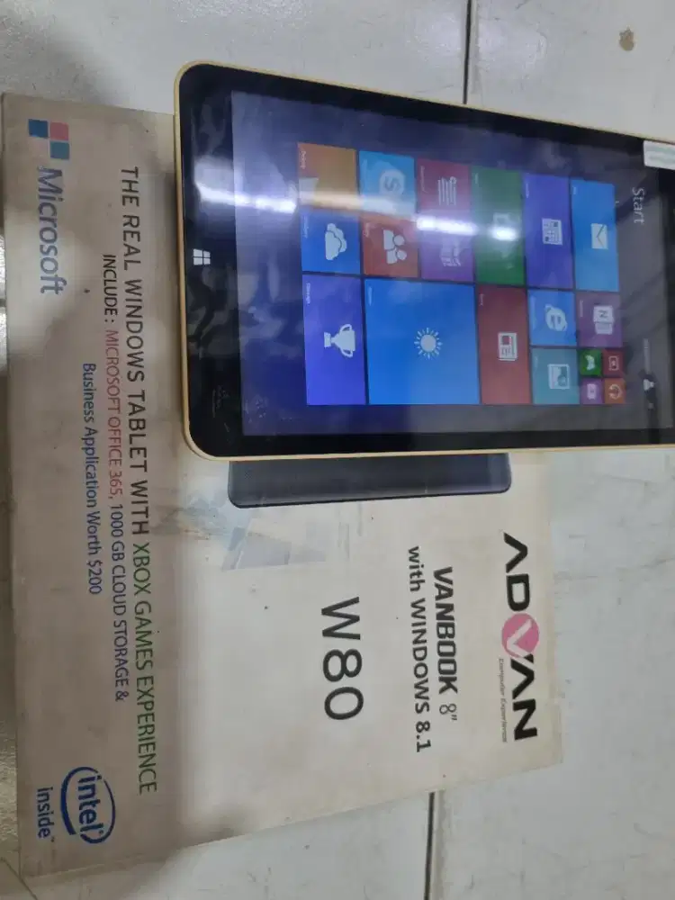 Dijual tab advan windows bekas anak pakai normal masih original