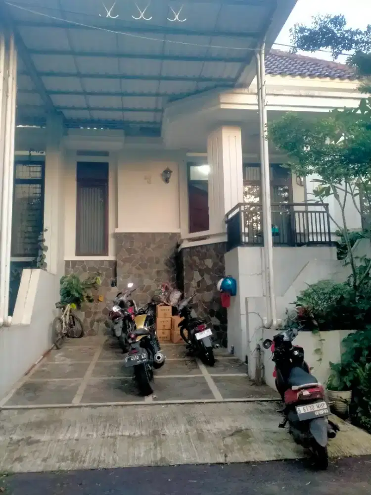 Dijual Murah Rumah di Grand Cimandala Residence