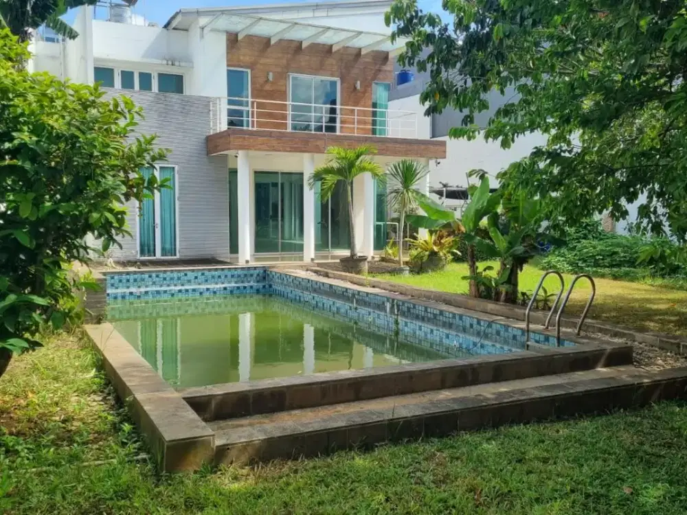For Sale: Luxury House Kebayoran Baru Lt 830 m² – Akses Mudah & Dekat Kemang Village / Pondok Indah