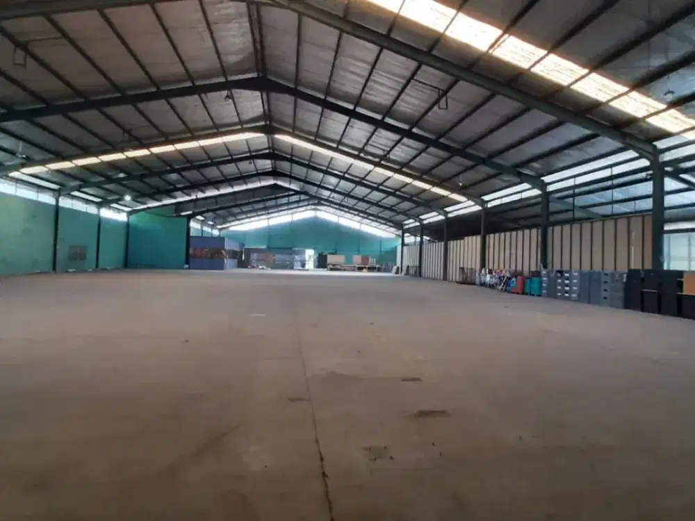 Disewakan Gudang Bagus Siap Pakai Area Strategis Jln. Soekarno Hatta -Bandung