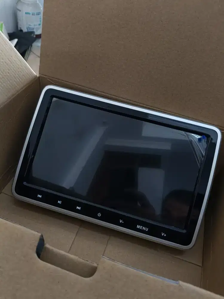 Headrest Monitor 10.1in DVD HDMI USB touchpad