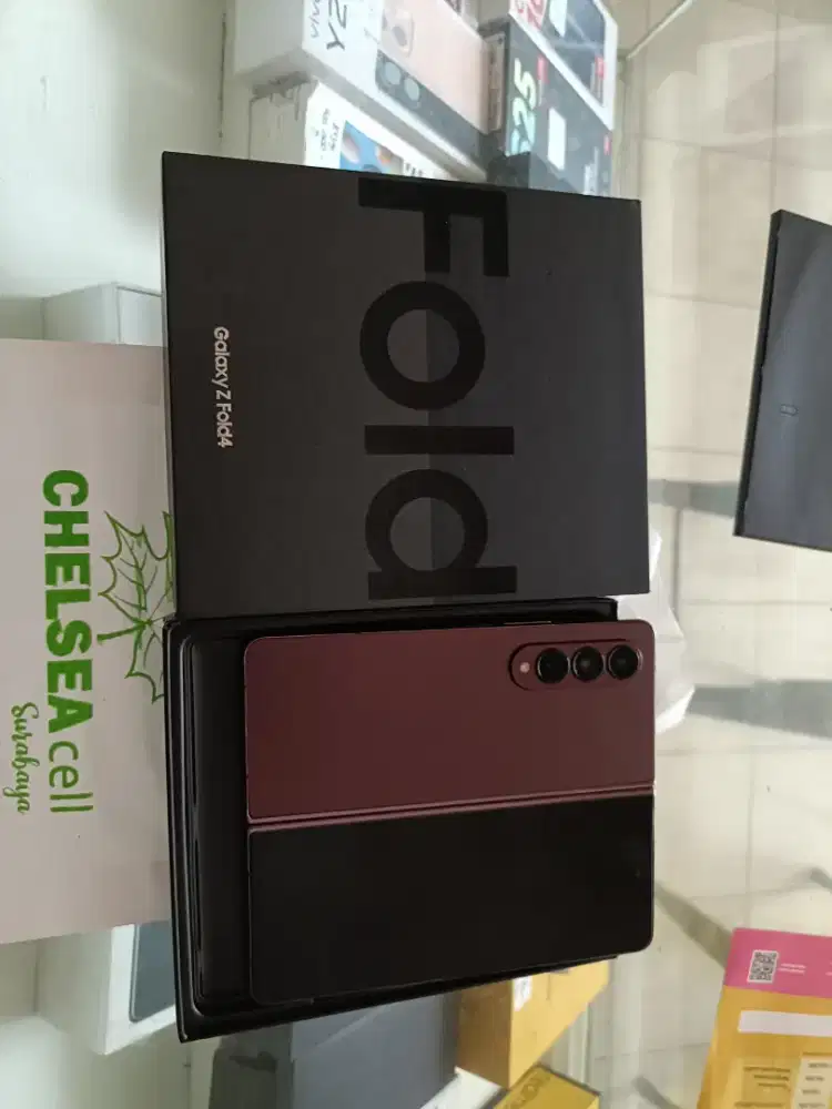 Murah hp Samsung Fold 4 5G 12/256 lkp, bs TT