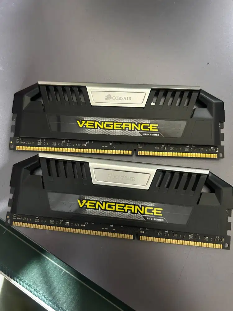 Corsair Vengeance Pro DDR3 2x8GB CMY16GX3M2A1600C9