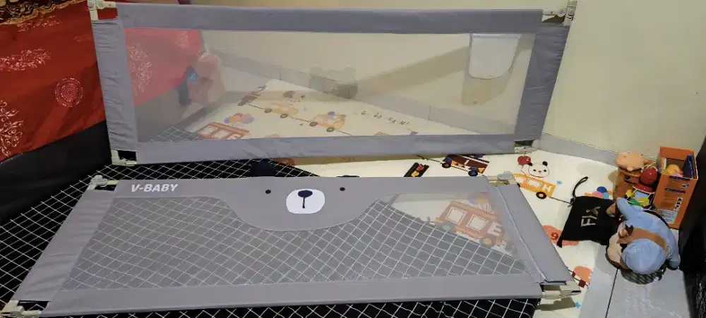 V Baby Care Bed Rail Pagar Kasur Bayi