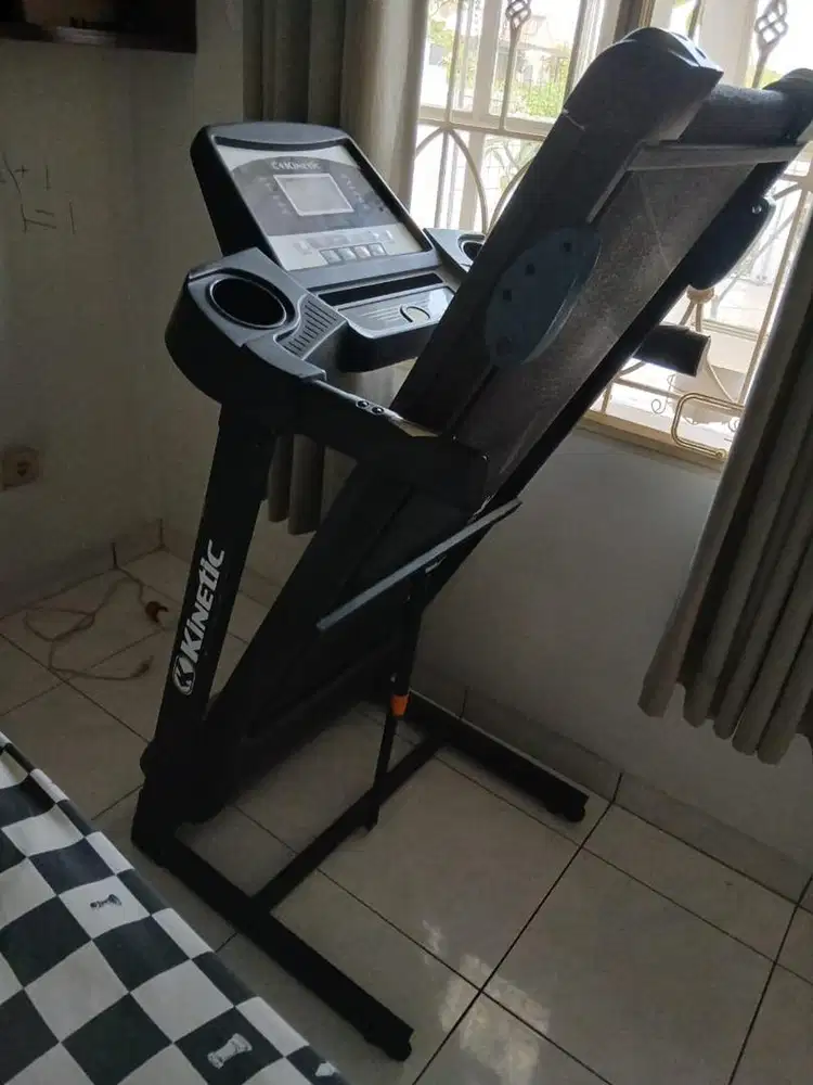 Treadmill Kinetic
