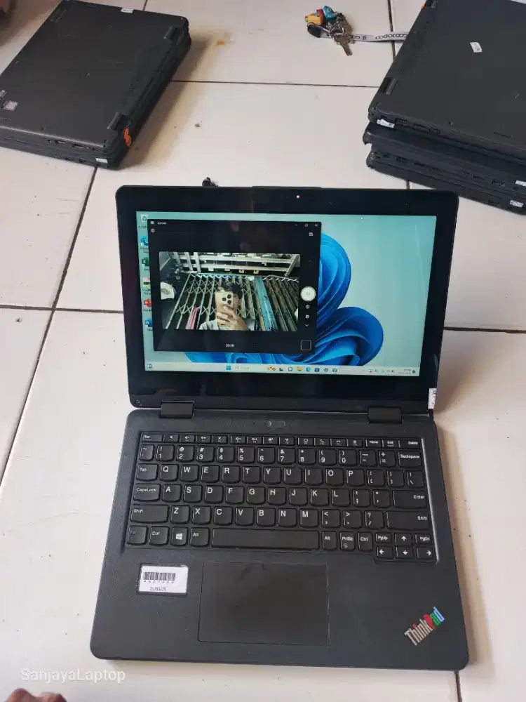 Lenovo Thinkpad 11E yoga core M3-800y touchscreen