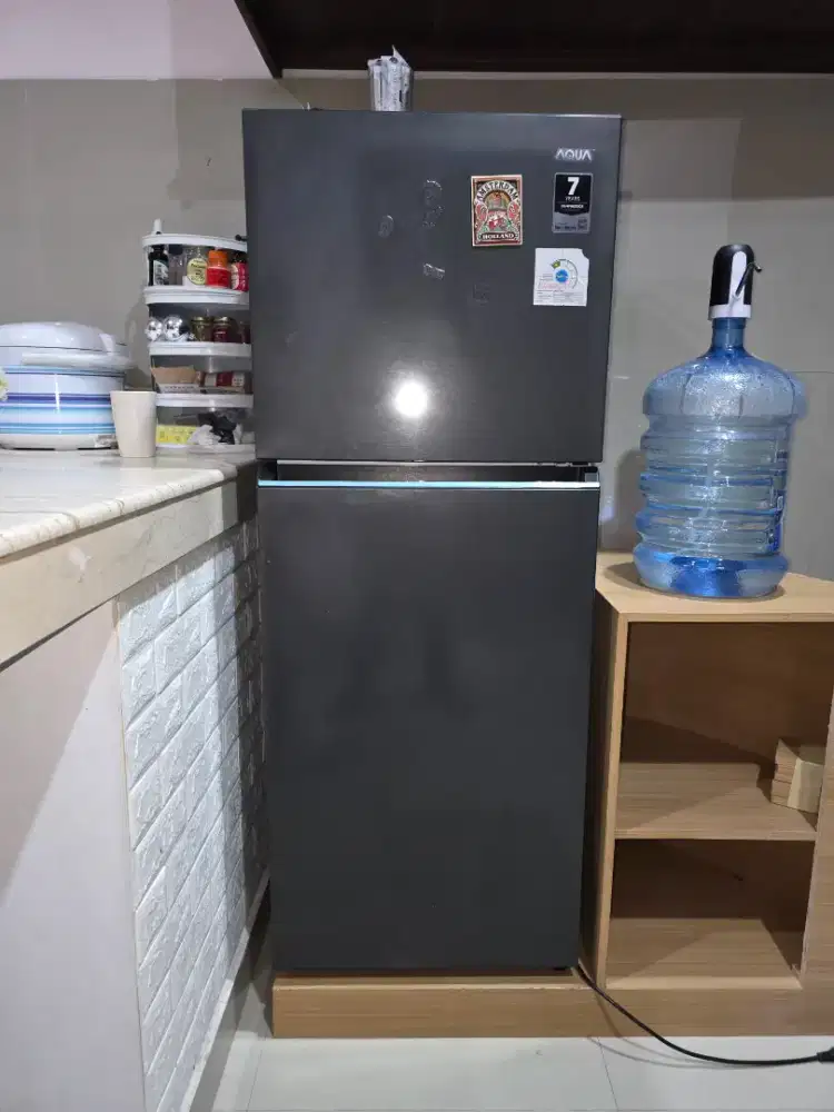 Dijual Kulkas Aqua 2 Pintu NEGO TIPIS