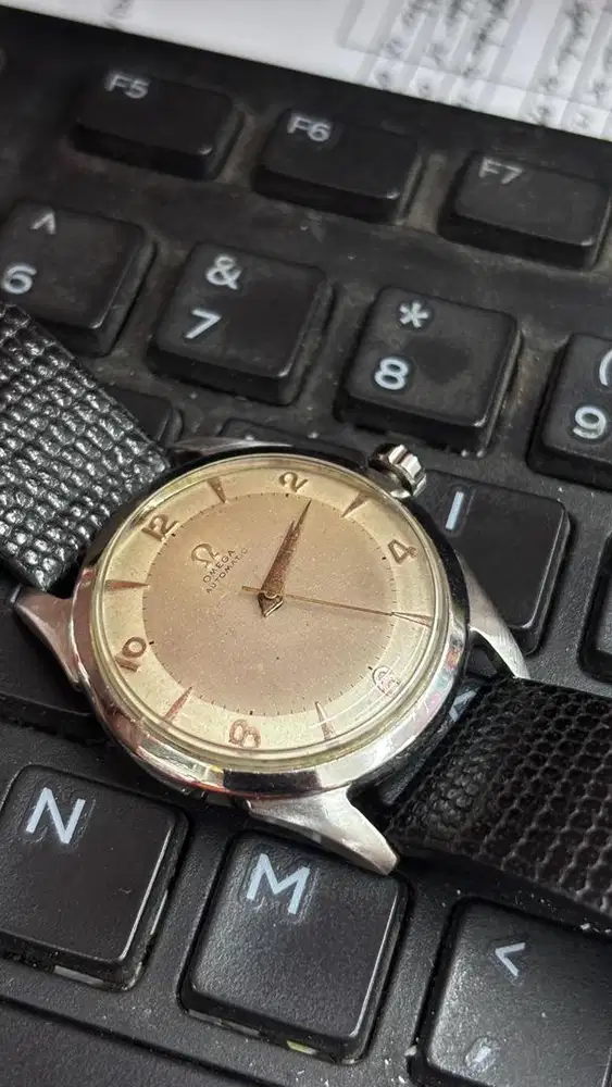 Jam tangan omega vintage bumper