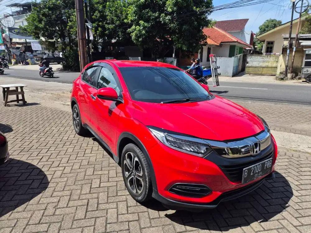 DIJUAL... HONDA HRV TIPE 1.5 E CVT 2021