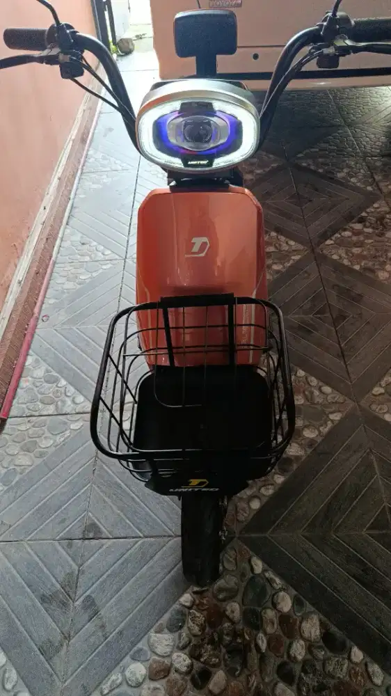 Sepeda Listrik United