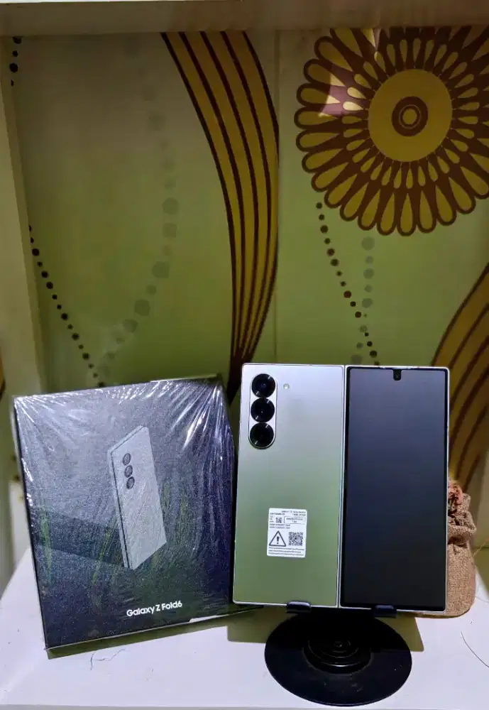 Samsung z fold 6 12/512 silver shadow mulus 99% garansi resmi sein