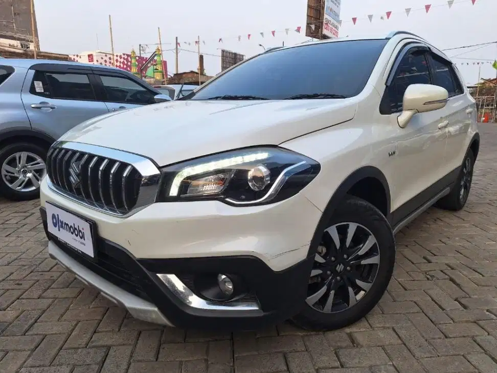 DP RENDAH Suzuki SX4 1.5 S-Cross Bensin-AT 2018 TVV
