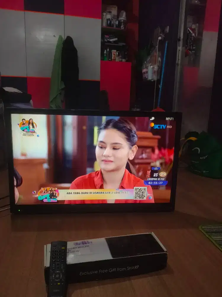 Led Sharp Aquos 32 in analog + Breket