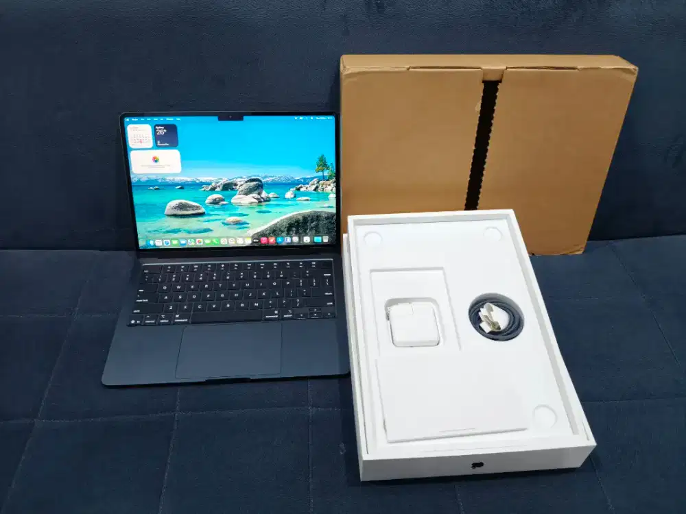 MacBook Air 13 2025 MW123 Apple M4 RAM 16GB SSD 256GB Garansi Resmi