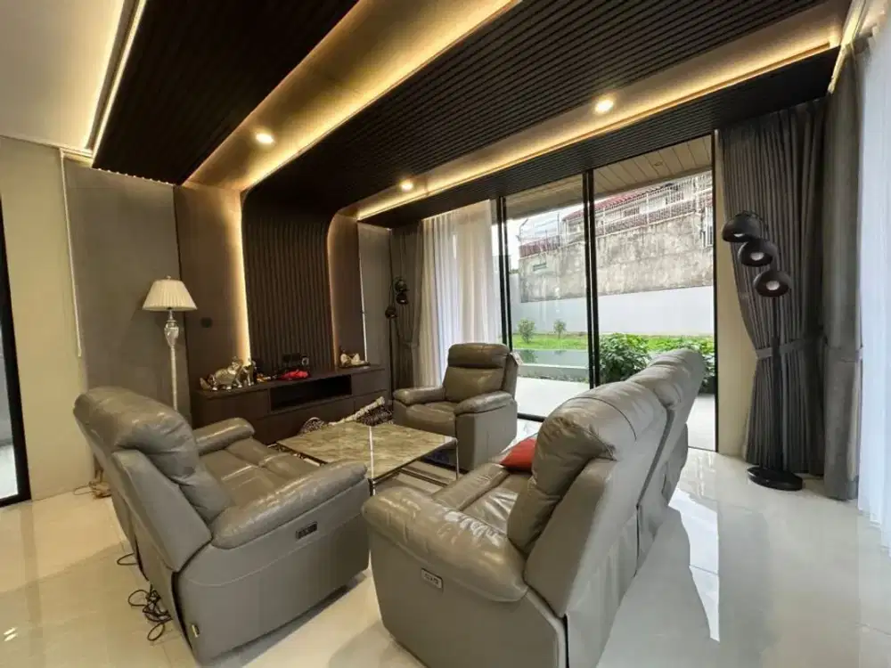 Rumah baru mewah siap huni kawasan sejuk di setiabudi regency