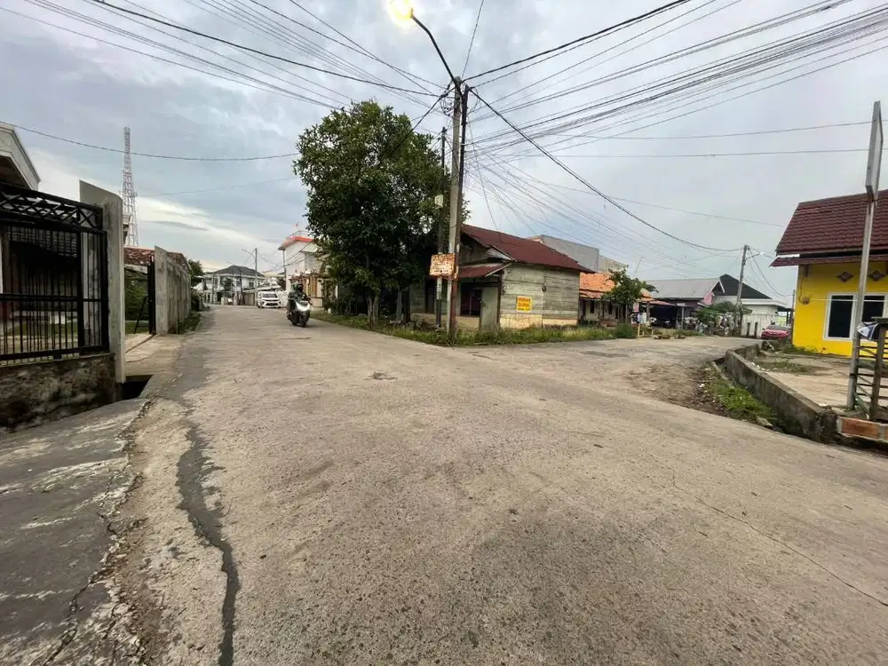 Tanah Abusama Jalan S parman Posisi Hook. SHM