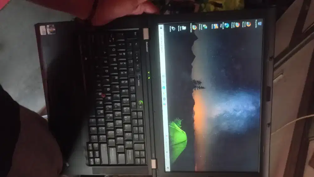 Laptop thinkpad T410 ram 8 hdd 500gb sekond