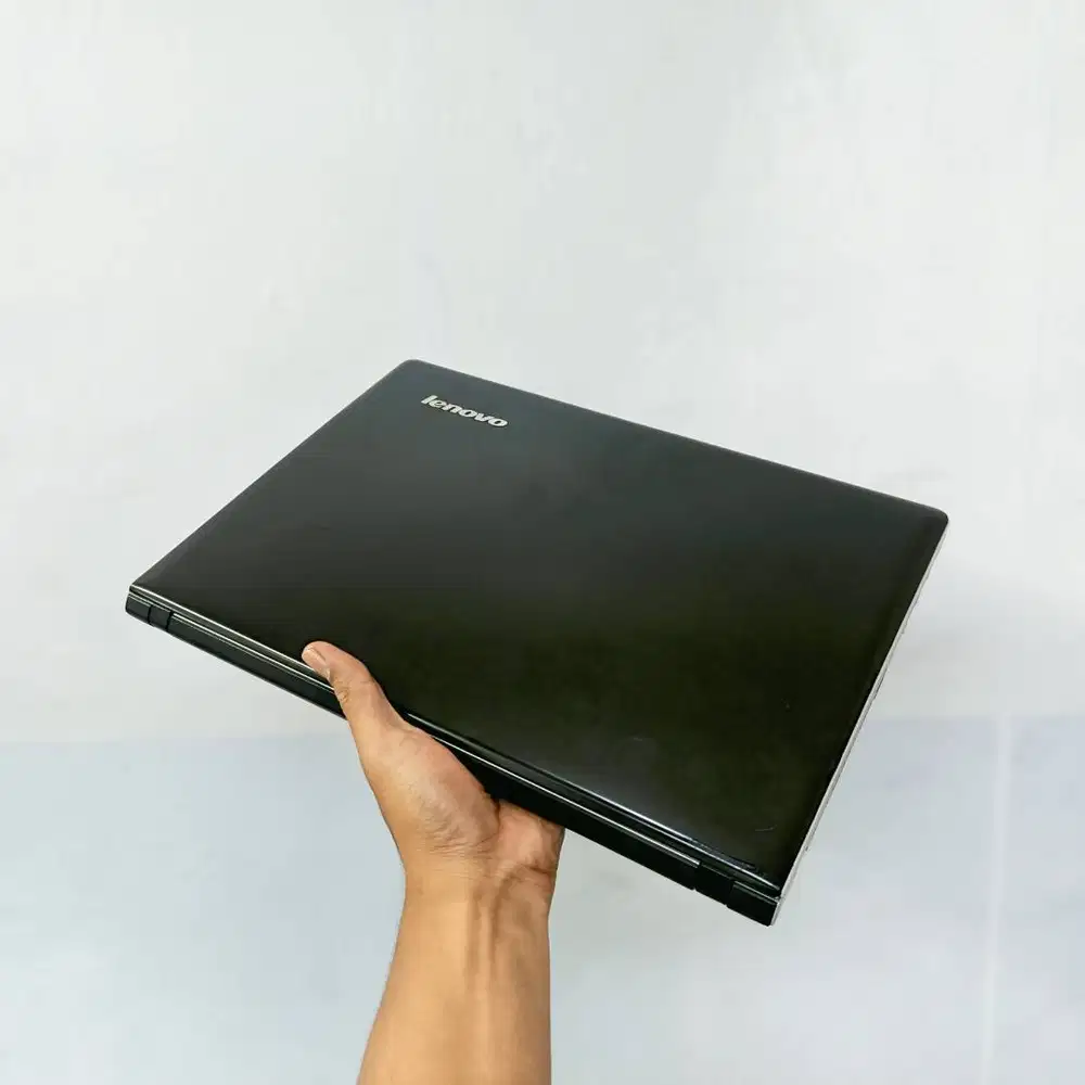 ‎LENOVO IDEAPAD 500 Core i7 6600U 8Gb Ram 256Gb SSD 14 HD dual VGA