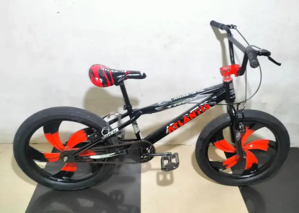 Sepeda bmx ukuran 20 ban jumbo siap pakai