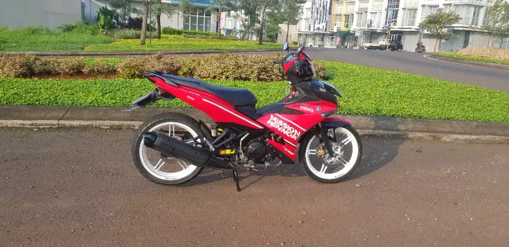 Body halus repaint MX King 150 Gen 1