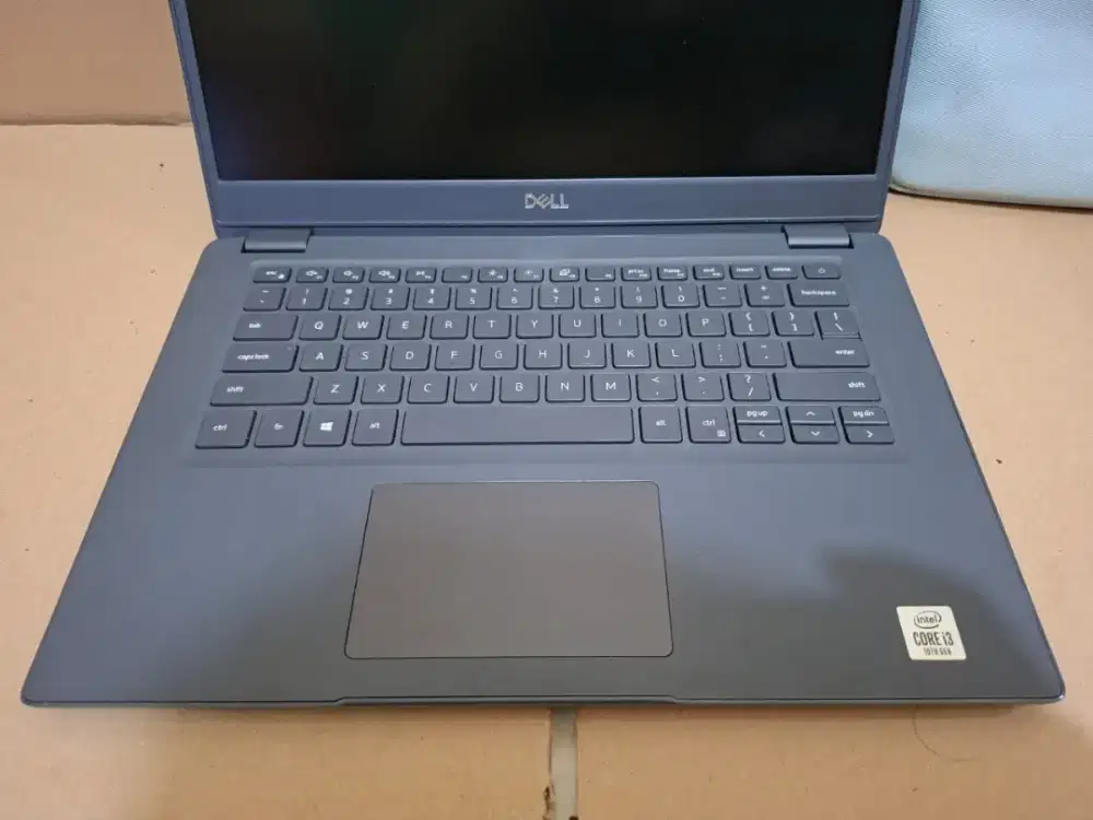 Laptop DELL latitud siap pakai