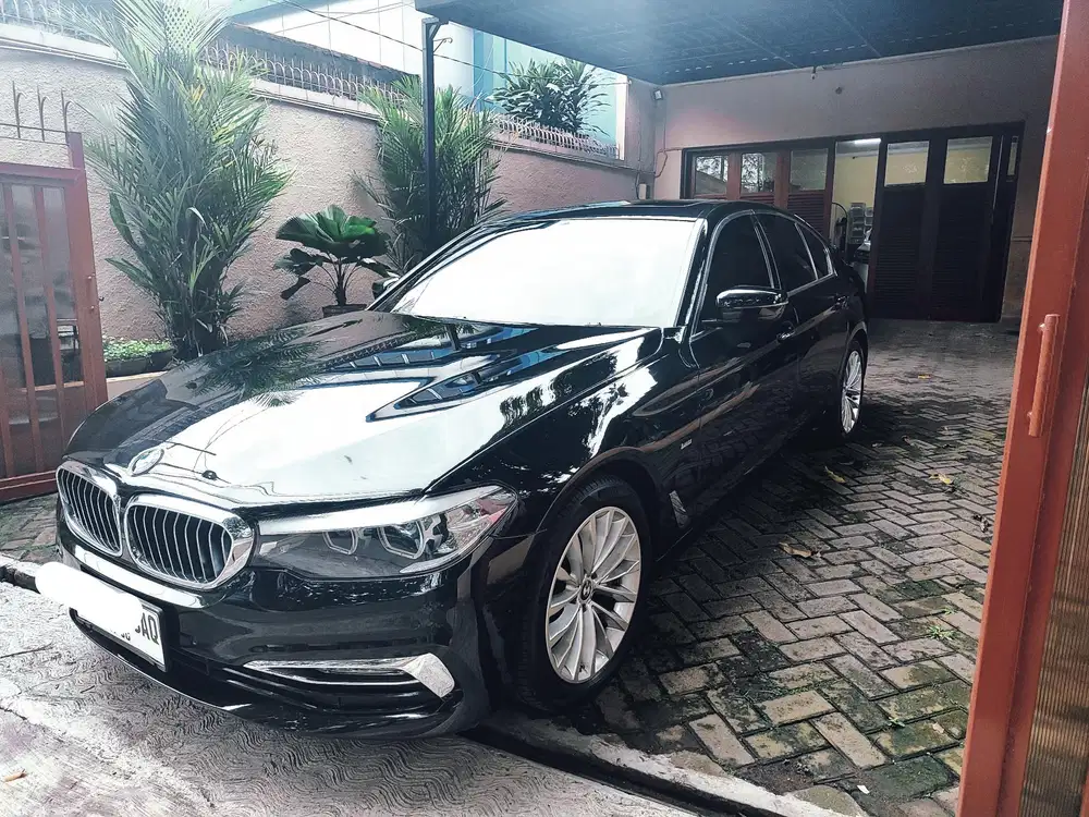BMW 530i 2018 Bensin