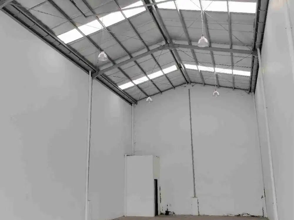 Disewakan Gudang Multiguna Lokasi Strategis dan Bebas Banjir Dekat Cibubur