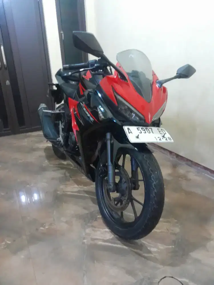 Jual cbr 2018 lengkap