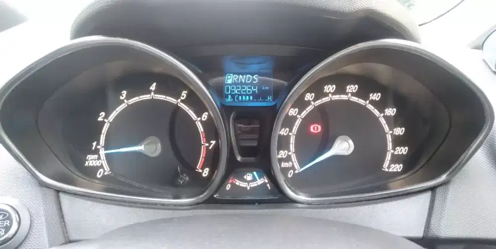 Ford Fiesta 1.5 S 2015 Merah AT