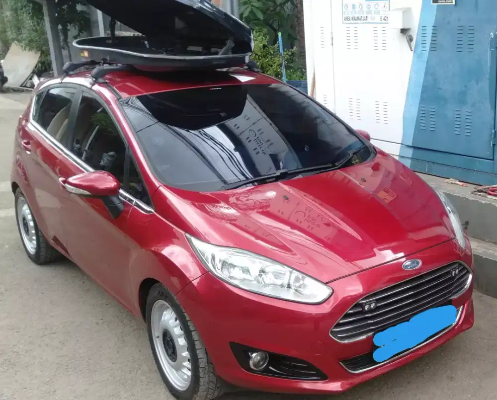Ford Fiesta 1.5 S 2015 Merah AT