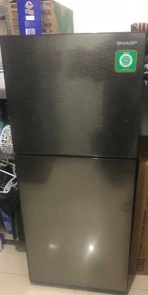 Dijual kulkas sharp 2 pintu