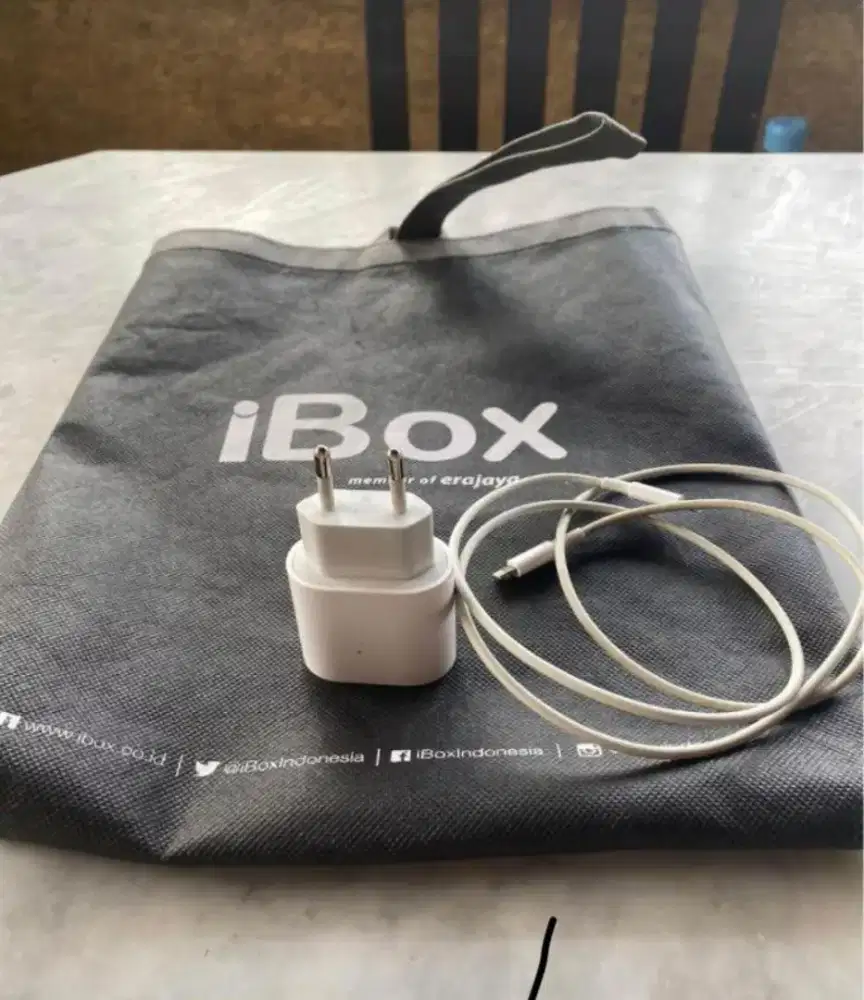 Charger iphone second ori