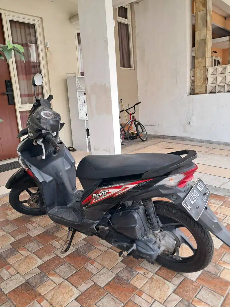 Dijual Honda beat 2015 keadaan masih bagus nyaman dipakai