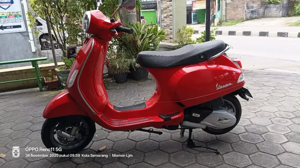 Piaggio Vespa LX 125 2023
