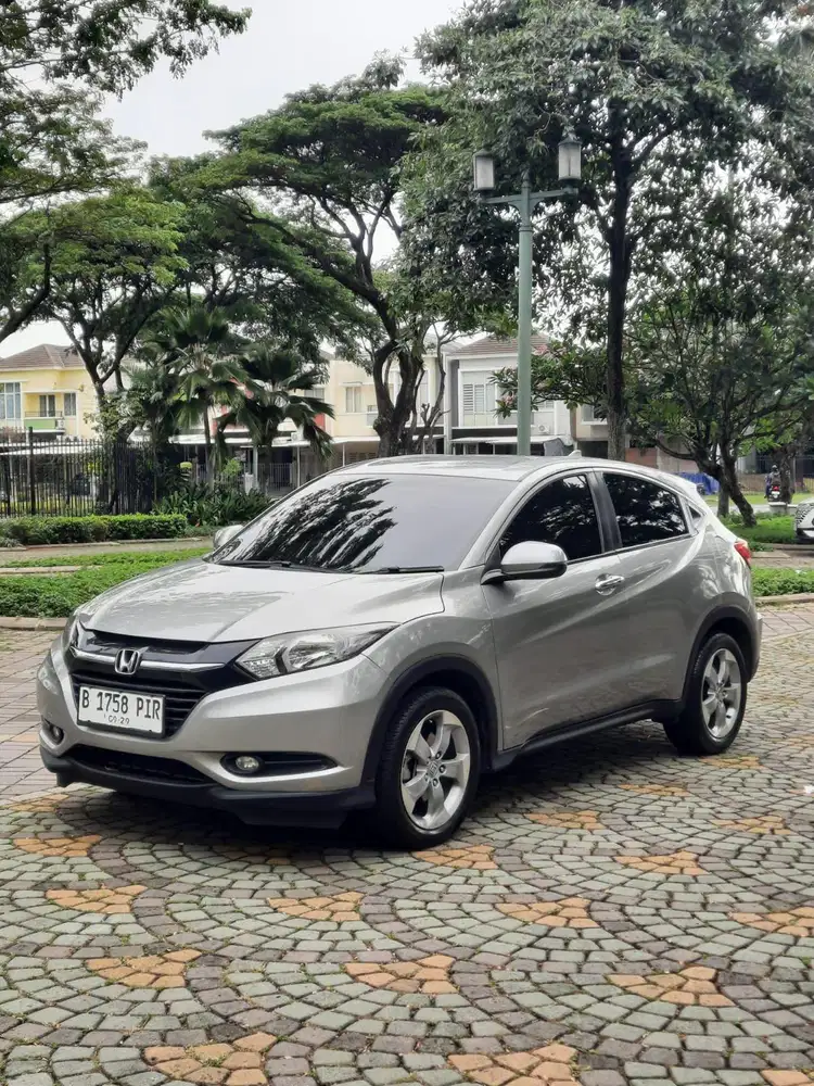 (Pajak Panjang) Honda HRV 1.5 E AT 2017