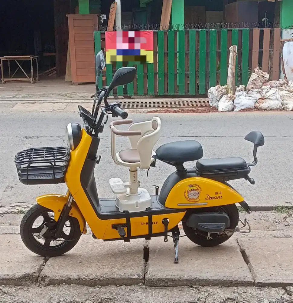 Sepeda listrik uwinfly