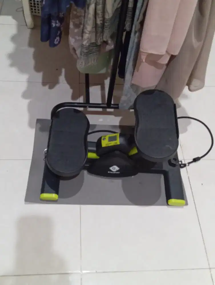 Stepper hijau kondisi 99 %