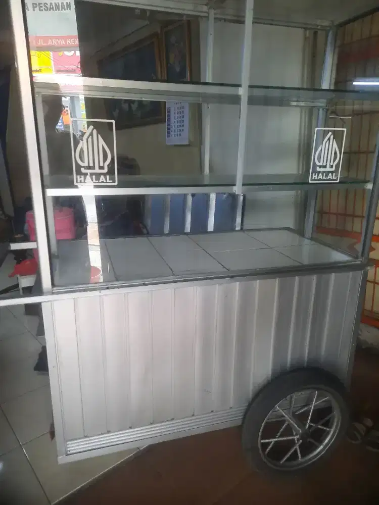 grobak etalasi multi guna