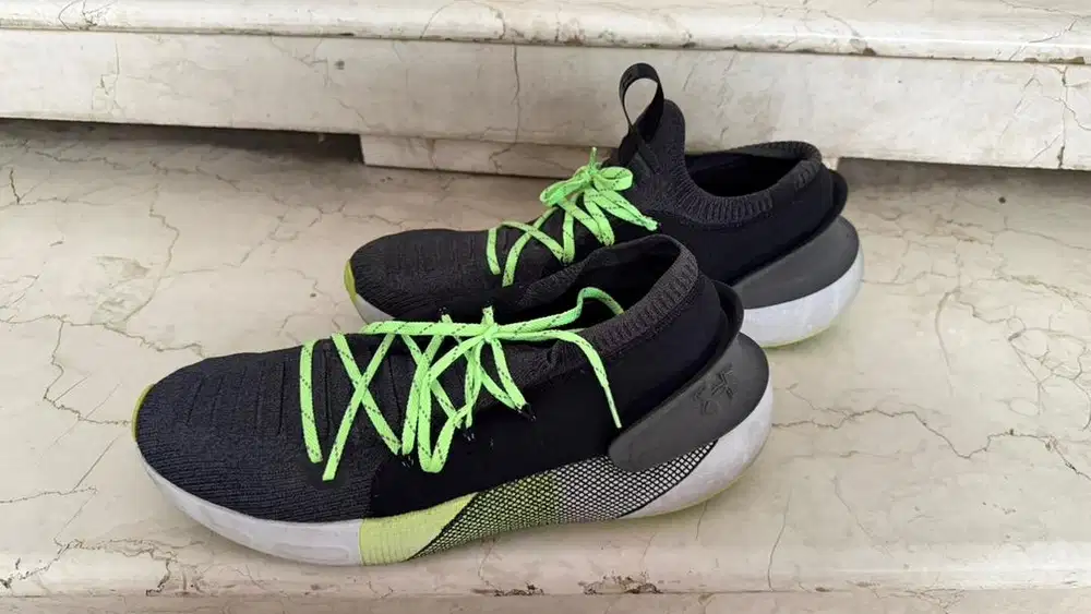 Under armour preloved