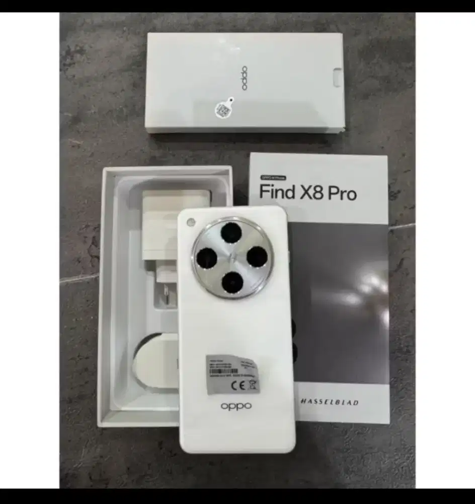 Oppo Find X8 Pro 16/512 GB Putih mutiara