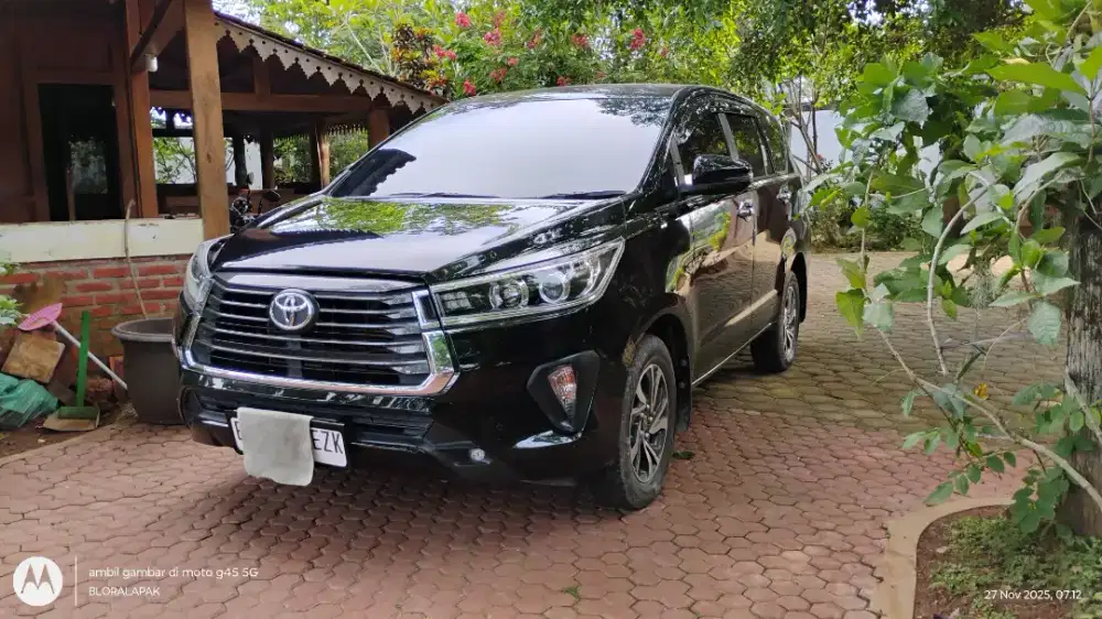 Toyota Inova V diesel 2022 Km Rendah