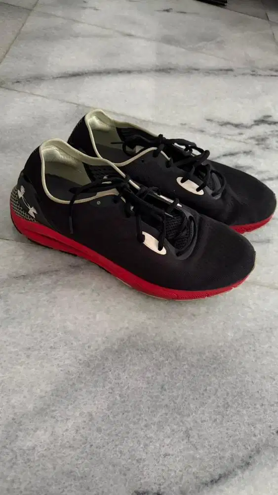 Under armour preloved