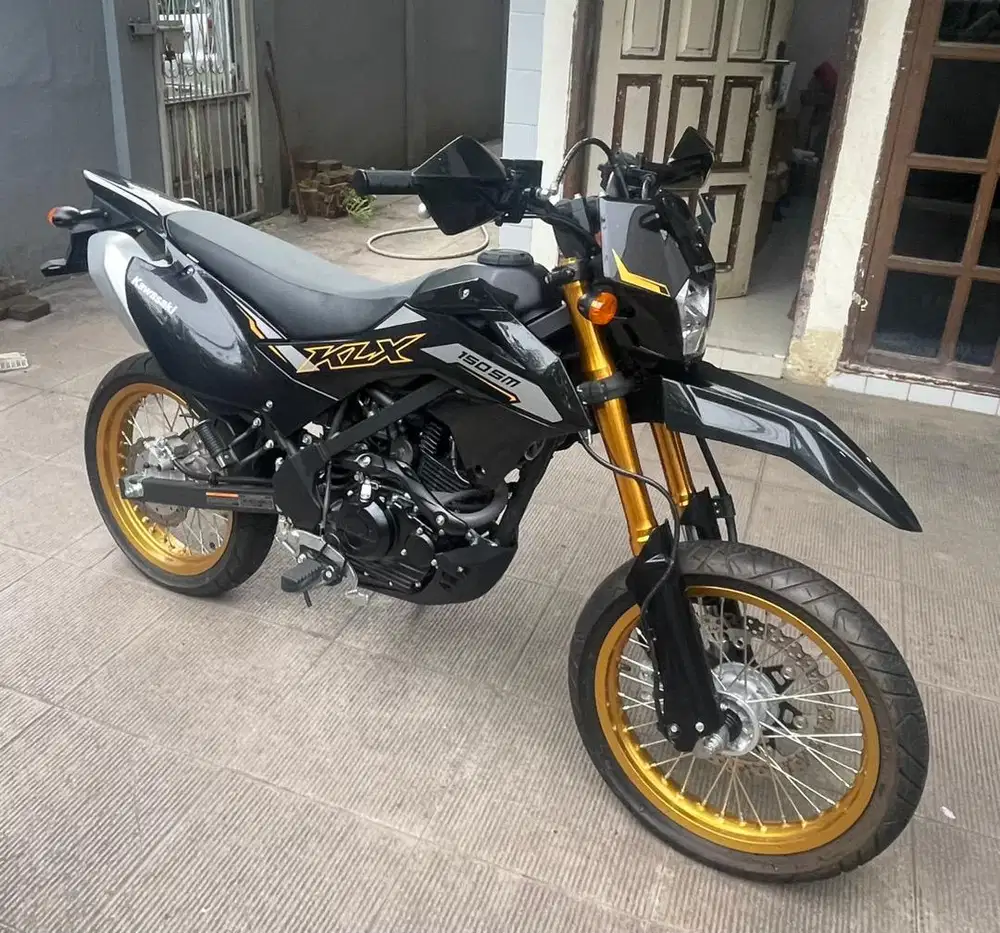 Kawasaki KLX 150M