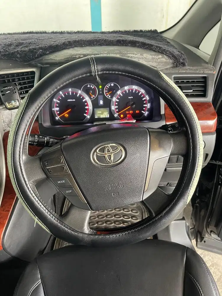 Toyota Alphard 2011 Bensin