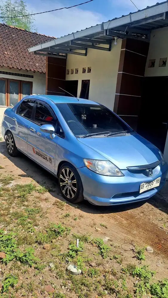 Honda City 2004 Lengkap (Fitur New)