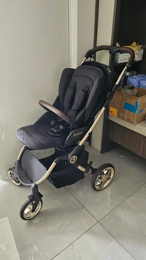 prelove Hybrid Turn Stroller / Kereta dorong rose gold